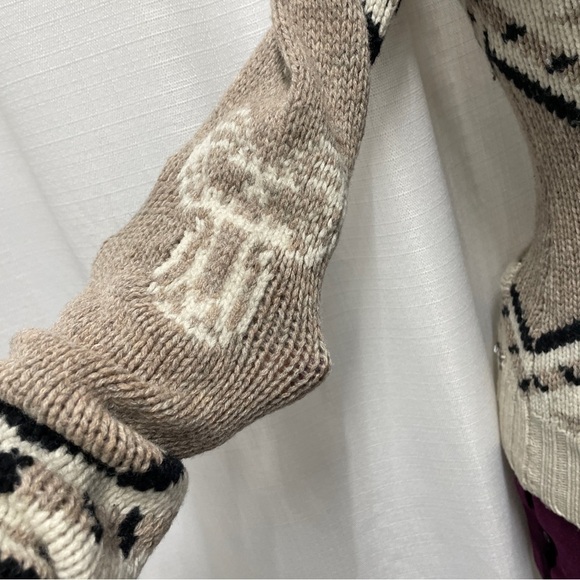 Tina knitted zip up wool sweater - Picture 13 of 16